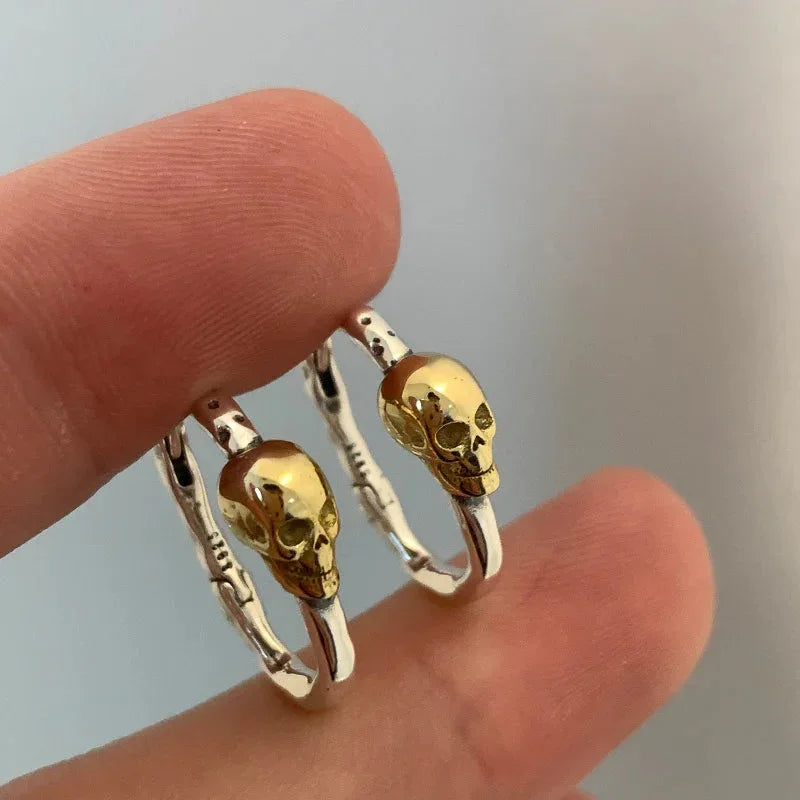 Par de pendientes de calavera vintage en plata 925