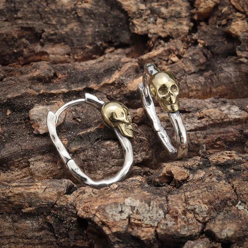 Par de pendientes de calavera vintage en plata 925