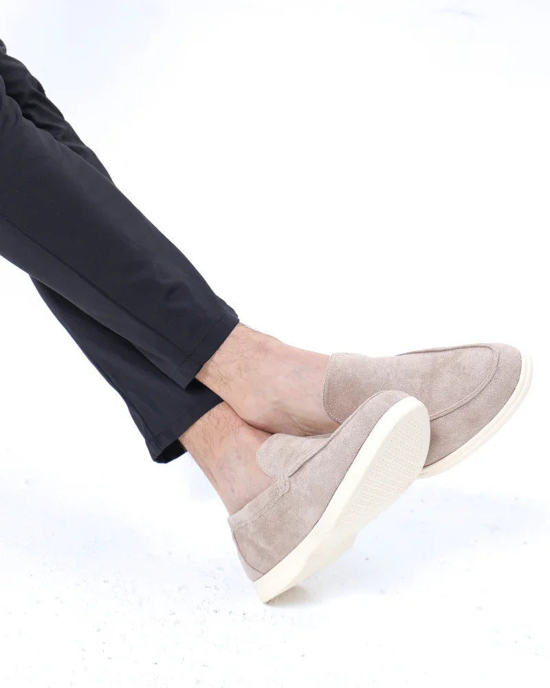 Mocassim Camurça Old Money – Estilo marcante e confortável