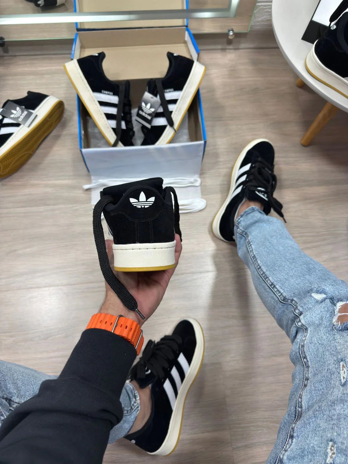 Adidas Campus Branco e Preto Unissex - Sundian