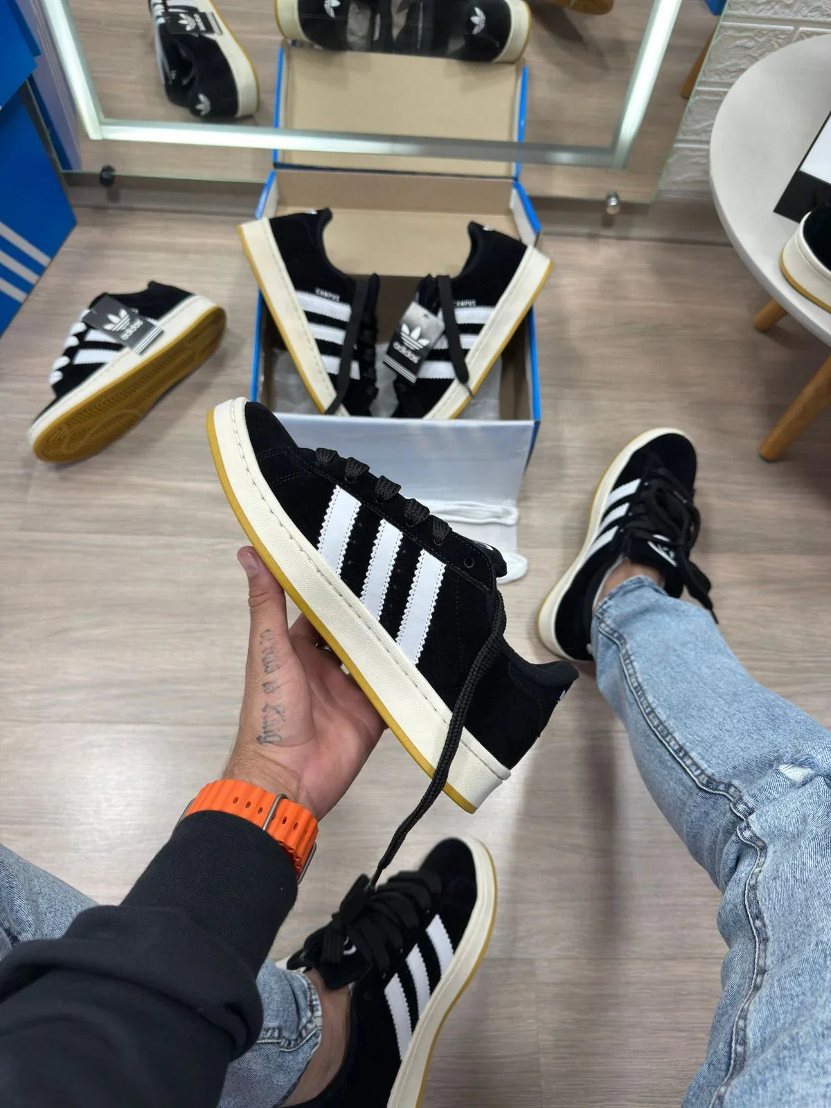 Adidas Campus Branco e Preto Unissex - Sundian