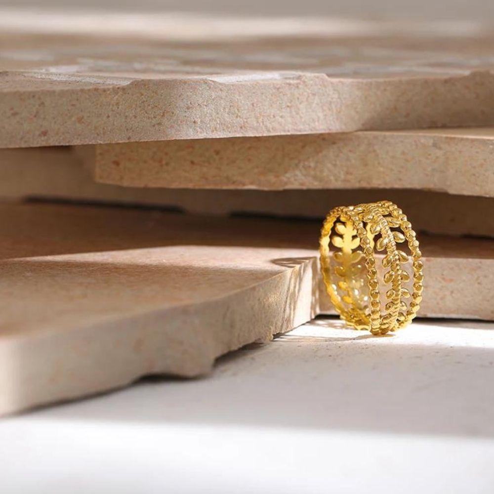 Anel Folha Ajustável Banhado em Ouro 18k - Sundian