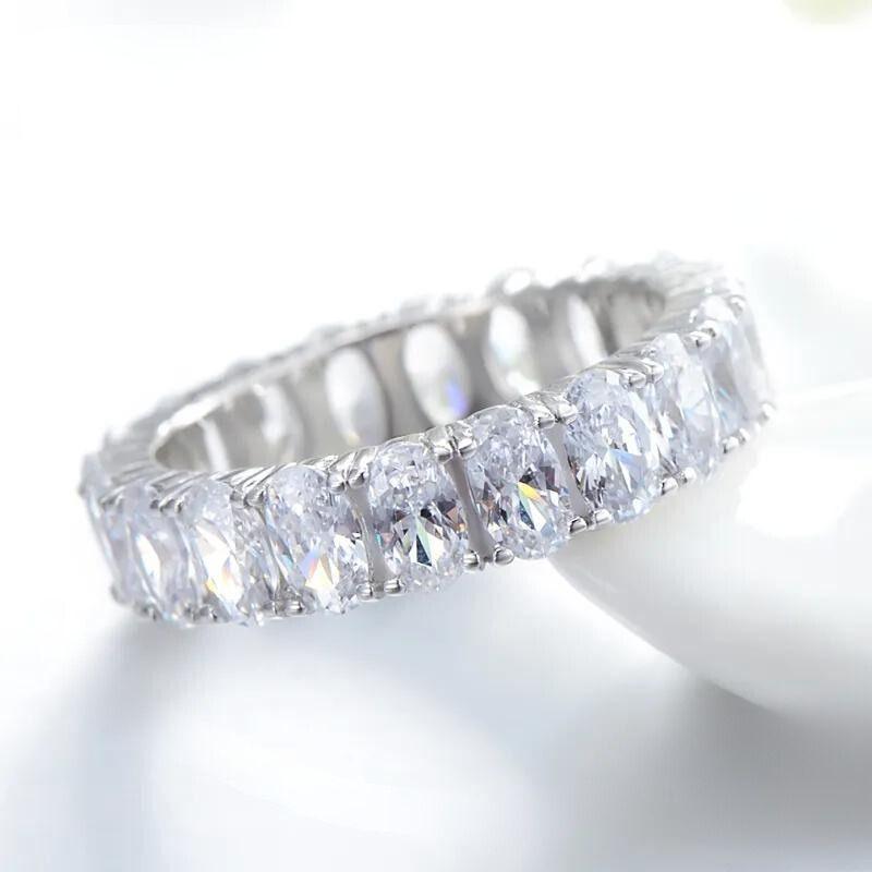 Anel Prata com Zircônias Oval - Sundian