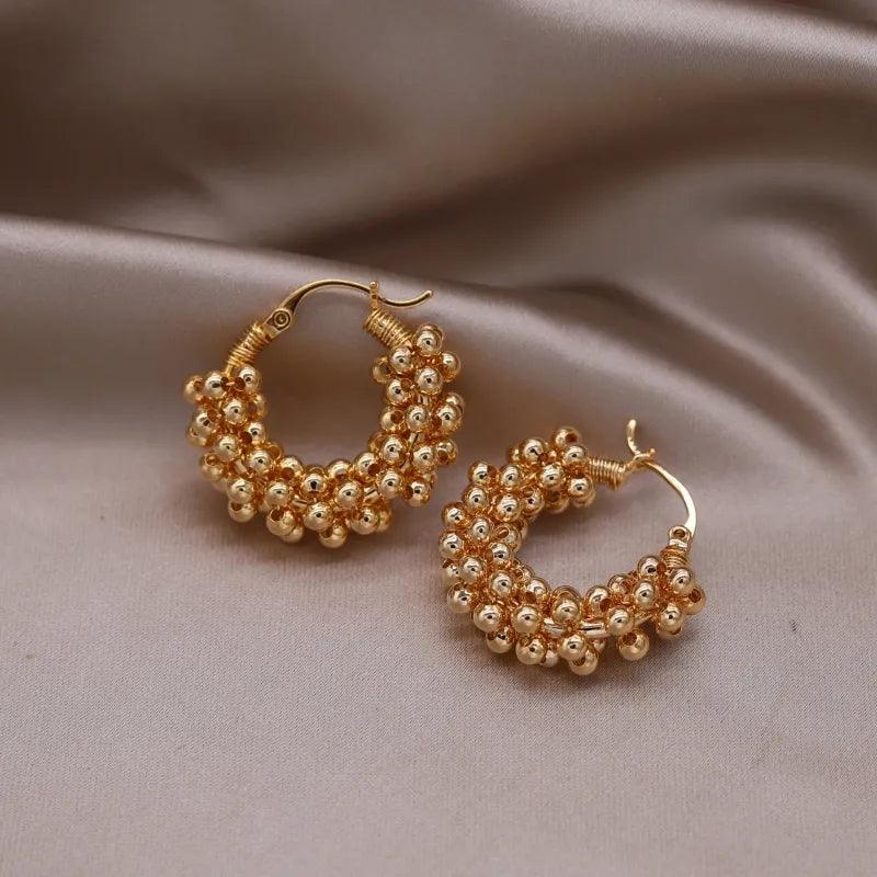 Brinco Argola em Pérolas Douradas Banhado a Ouro 18k - Sundian - Sundian