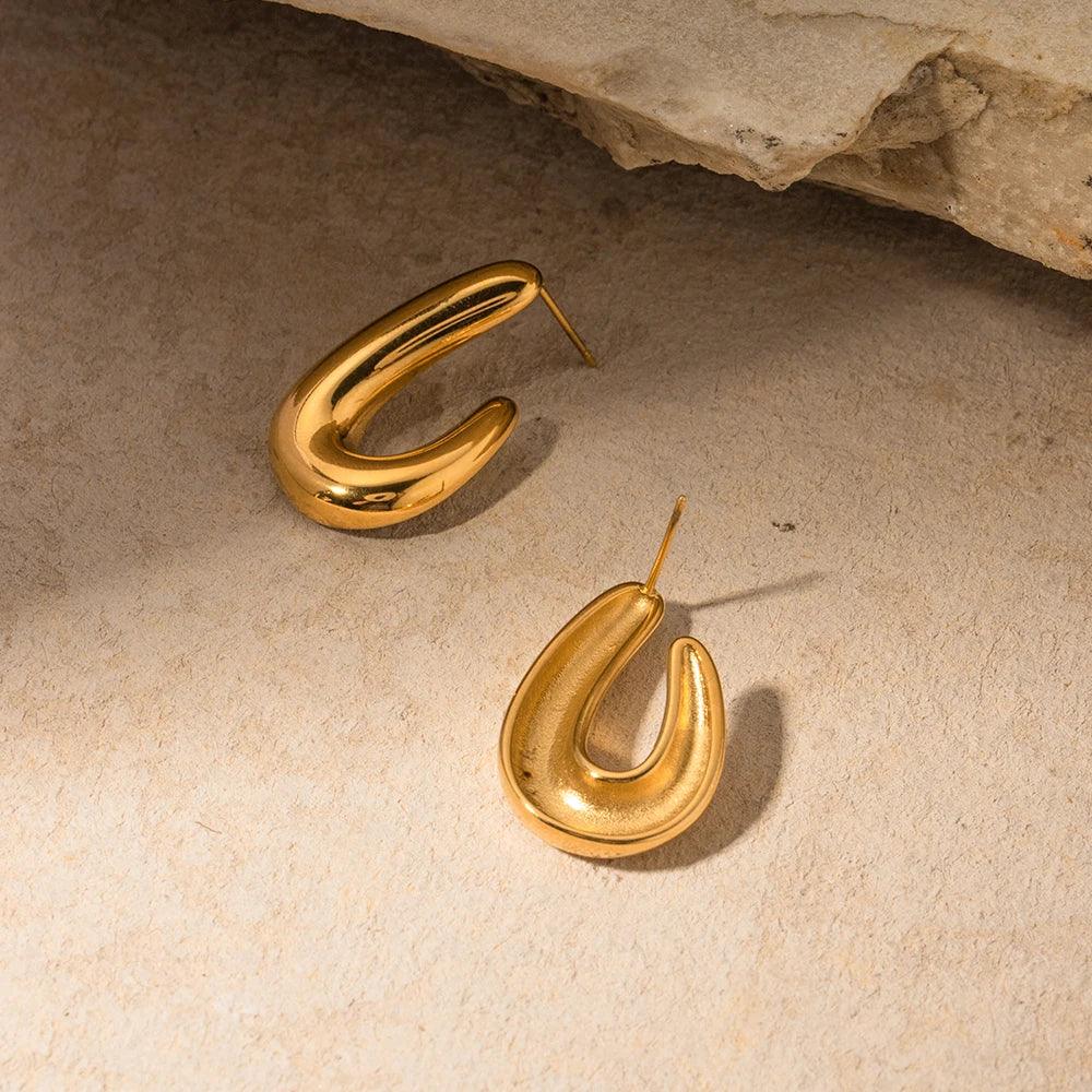 Brinco Geométrico em U Banhado a Ouro 18K - Sundian - Sundian