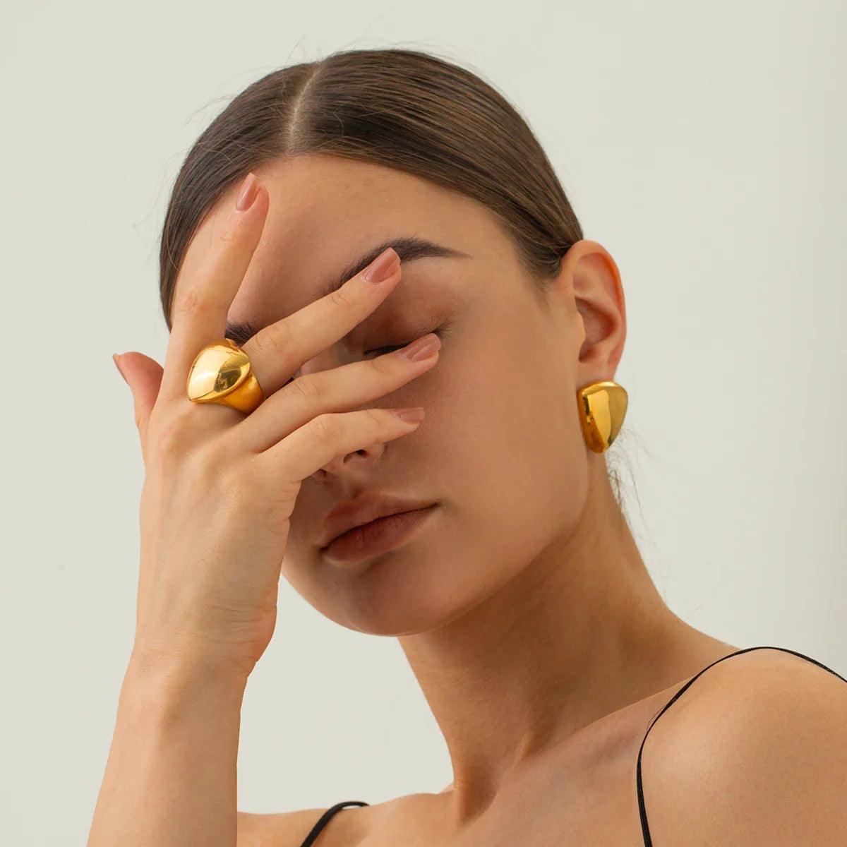 Brinco Glamour Versale Banhado a Ouro 18K - Sundian - Sundian