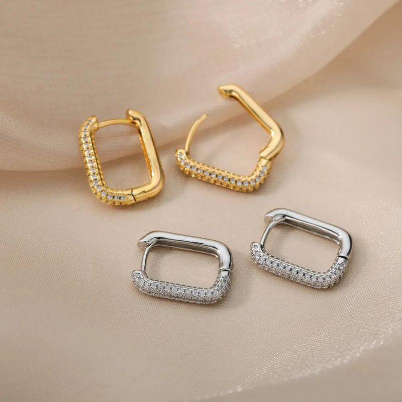 Brinco Argola Com Zircônias Cravejadas - Sundian - Sundian