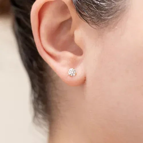 Pendientes Capri bañados en oro de 18k: elegancia y comodidad para el día a día.