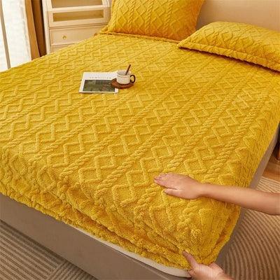 Velvety Quilted Winter Mattress Cover