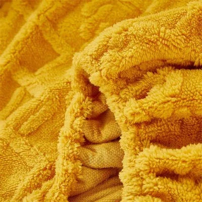 Velvety Quilted Winter Mattress Cover