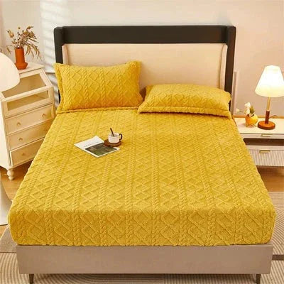 Velvety Quilted Winter Mattress Cover