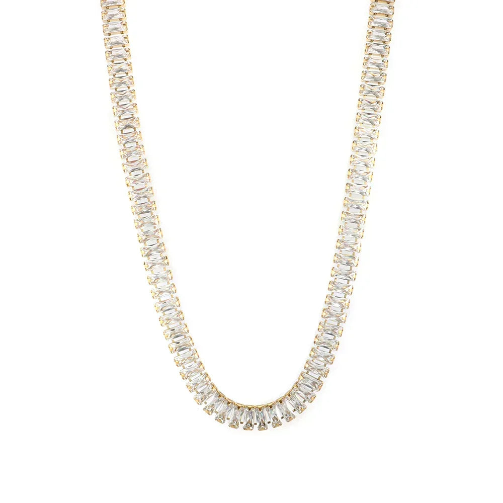 Collar Riviera en Oro de 18k: Elegancia y comodidad para el día a día.
