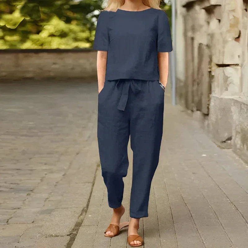 Women's Summer Top and Pants Set – Modern design with a classic touch