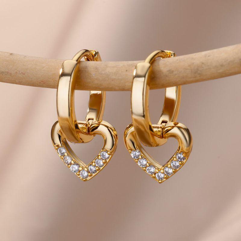 Brinco Argola com Coração Cravejado Banhado a Ouro 18k - Sundian - Sundian