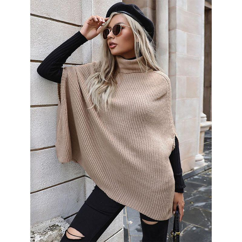 Annalise Poncho – Charm and lightness in one look