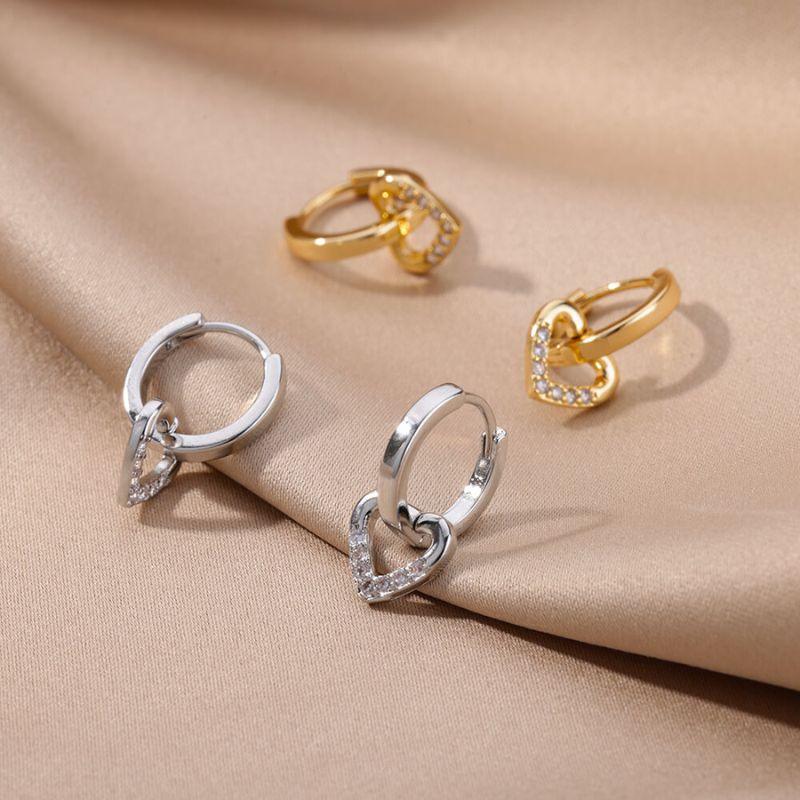 Brinco Argola com Coração Cravejado Banhado a Ouro 18k - Sundian - Sundian