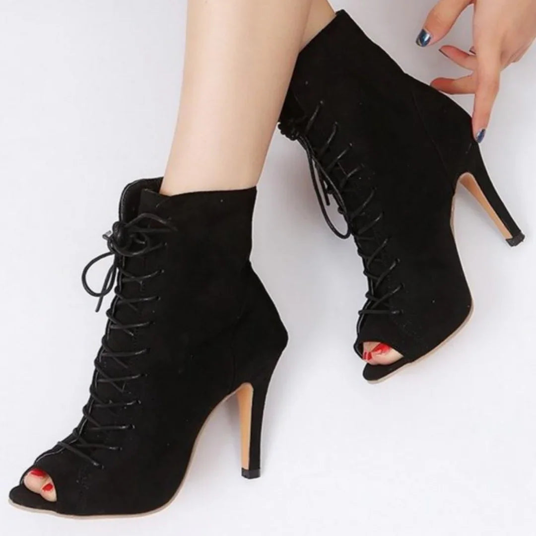 Hannah Boots – Striking and comfortable style