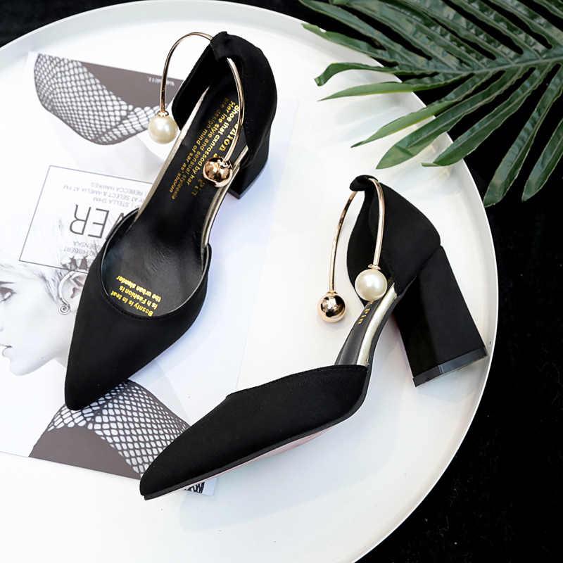 Imara Sandal – Charming look to shine