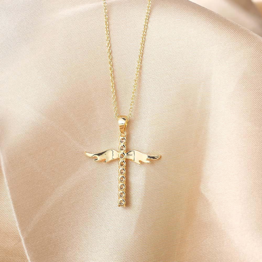 Crystal Infinitum Necklace Line