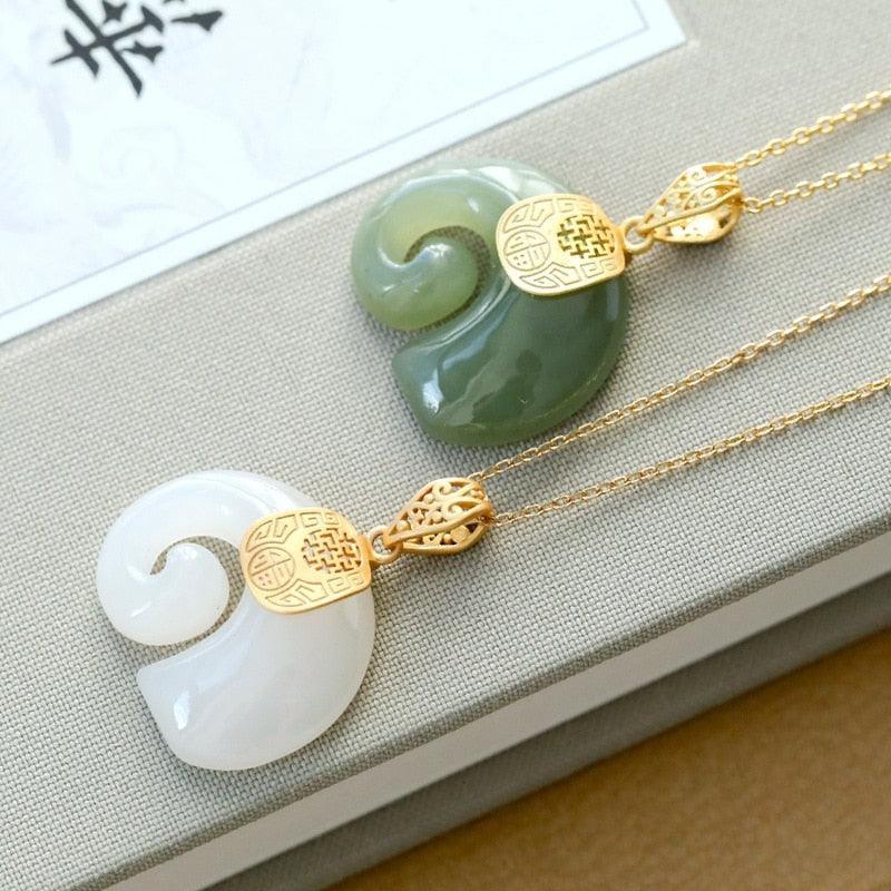 Collar de jade bañado en oro de 18 quilates - Elefante de jade