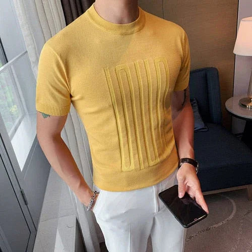 Knitted T-shirt - Collapse - Charm and lightness in one look