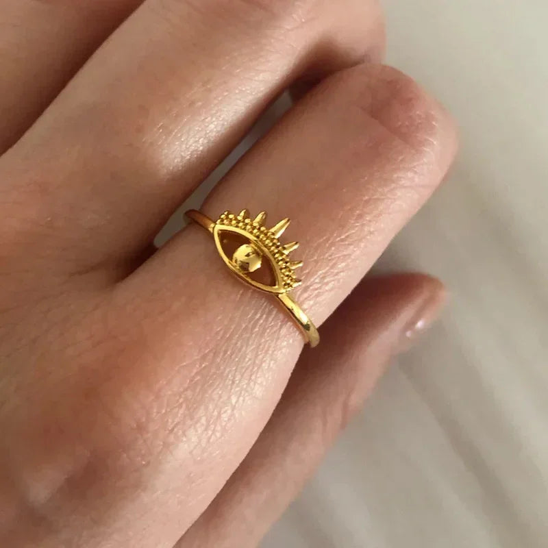 Anel Dourado Olho Grego – Elegância e conforto para o dia a dia - Sundian