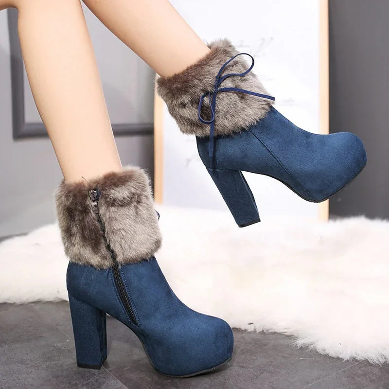 Anika Boots – Charm and lightness in one look