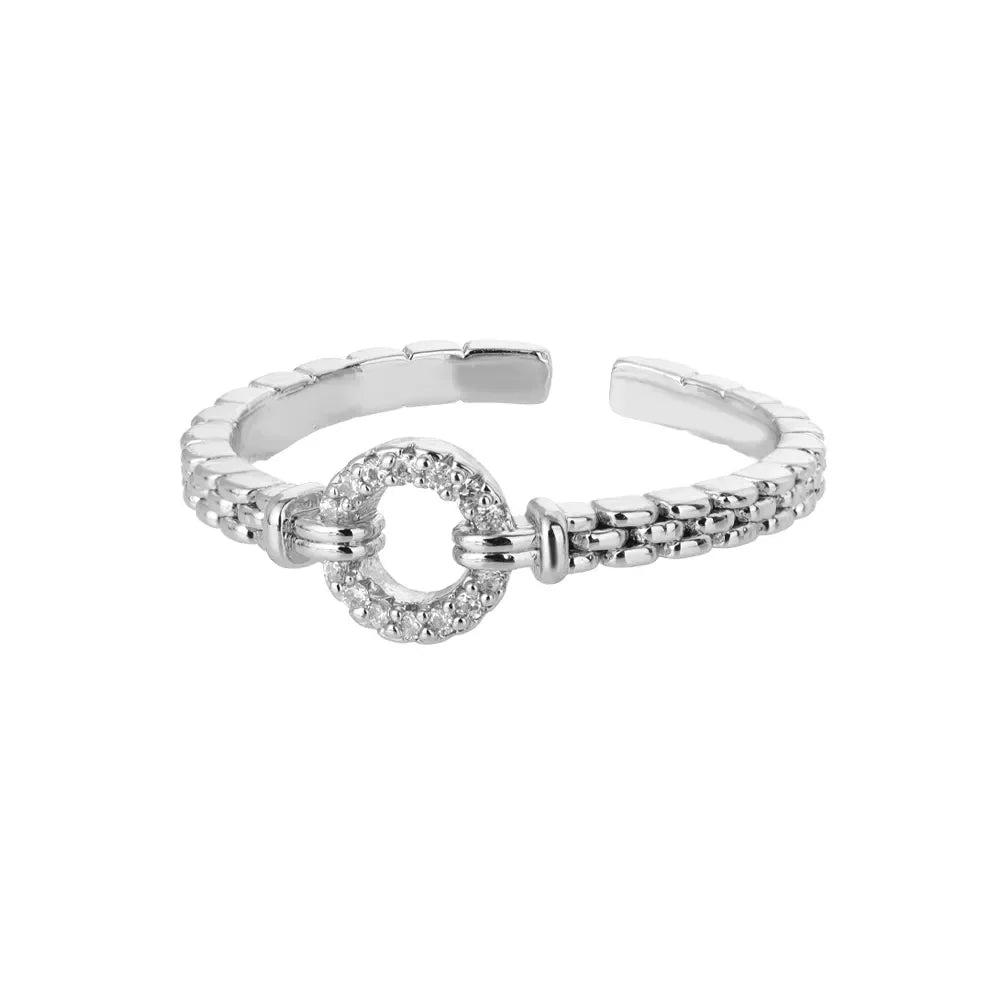 Anel Ajustável Circular Cravejado com Zircônia – Elegância e conforto para o dia a dia - Sundian
