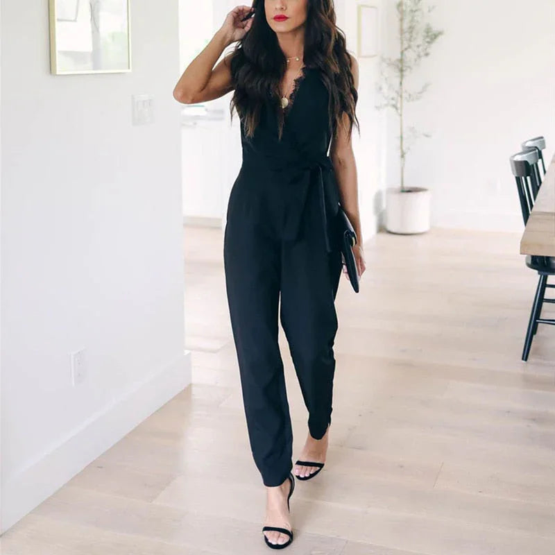 Elaine Jumpsuit – Charm and lightness in one look