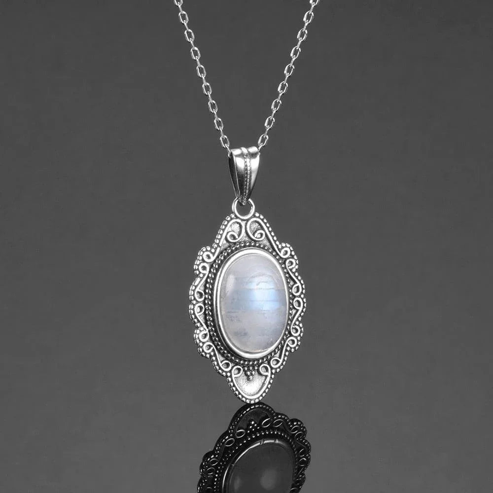 Collar con piedra natural - luz de luna