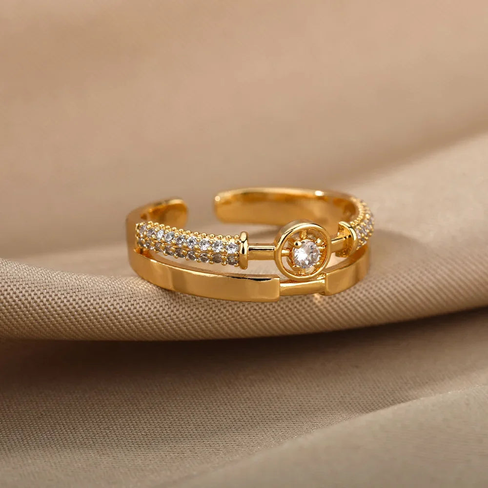 Anel Ibiza Ajustável Cravejado com Zircônia – Simplesmente irresistível - Sundian