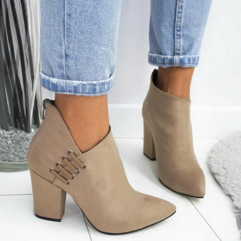 Mélie-Rose Boot – Elegance and comfort for everyday wear