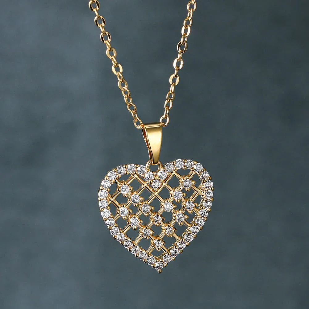 Colar Coração de Brilhantes Banhado a Ouro 18K