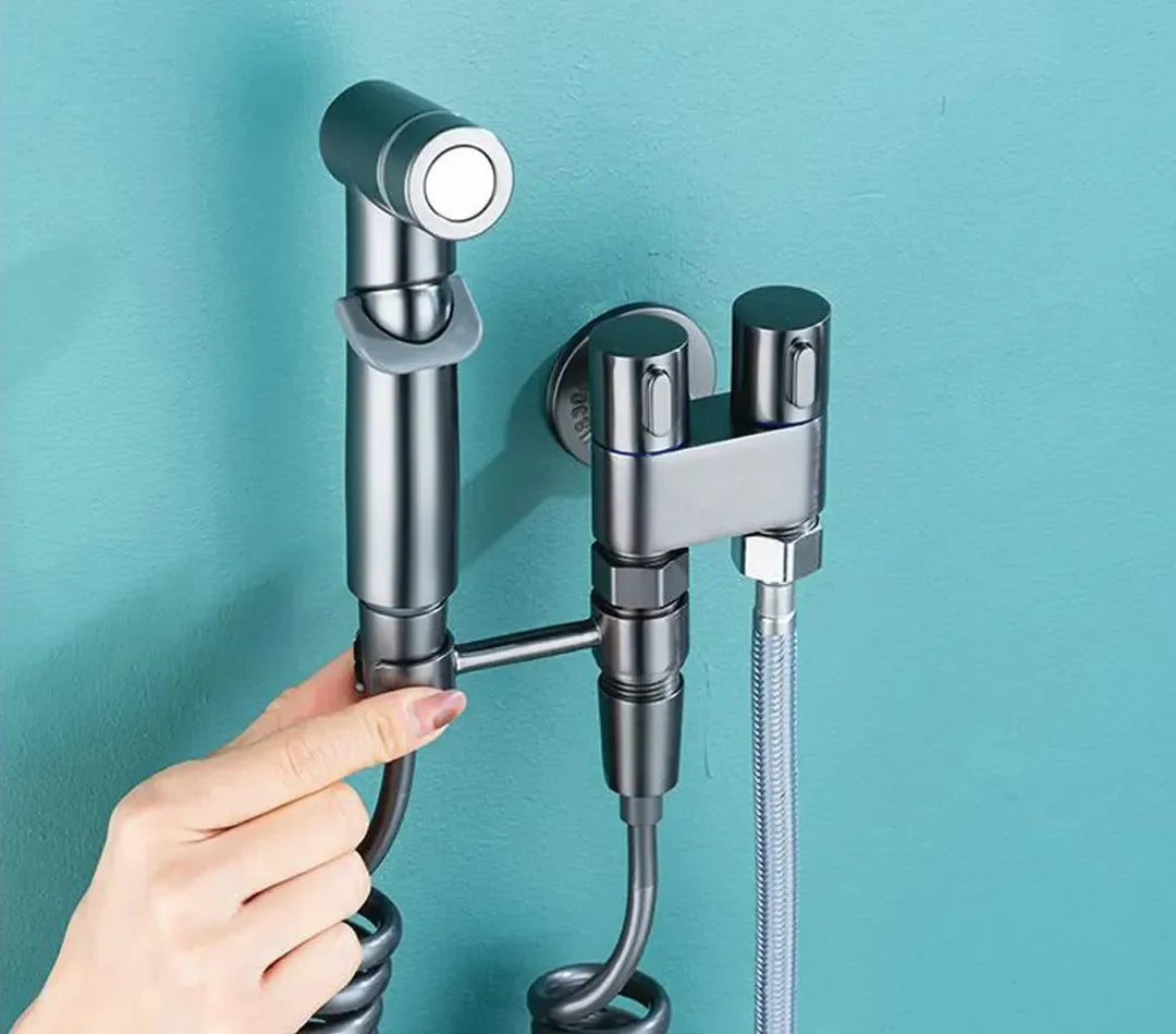Kit completo de ducha higiénica con derivación para cisterna