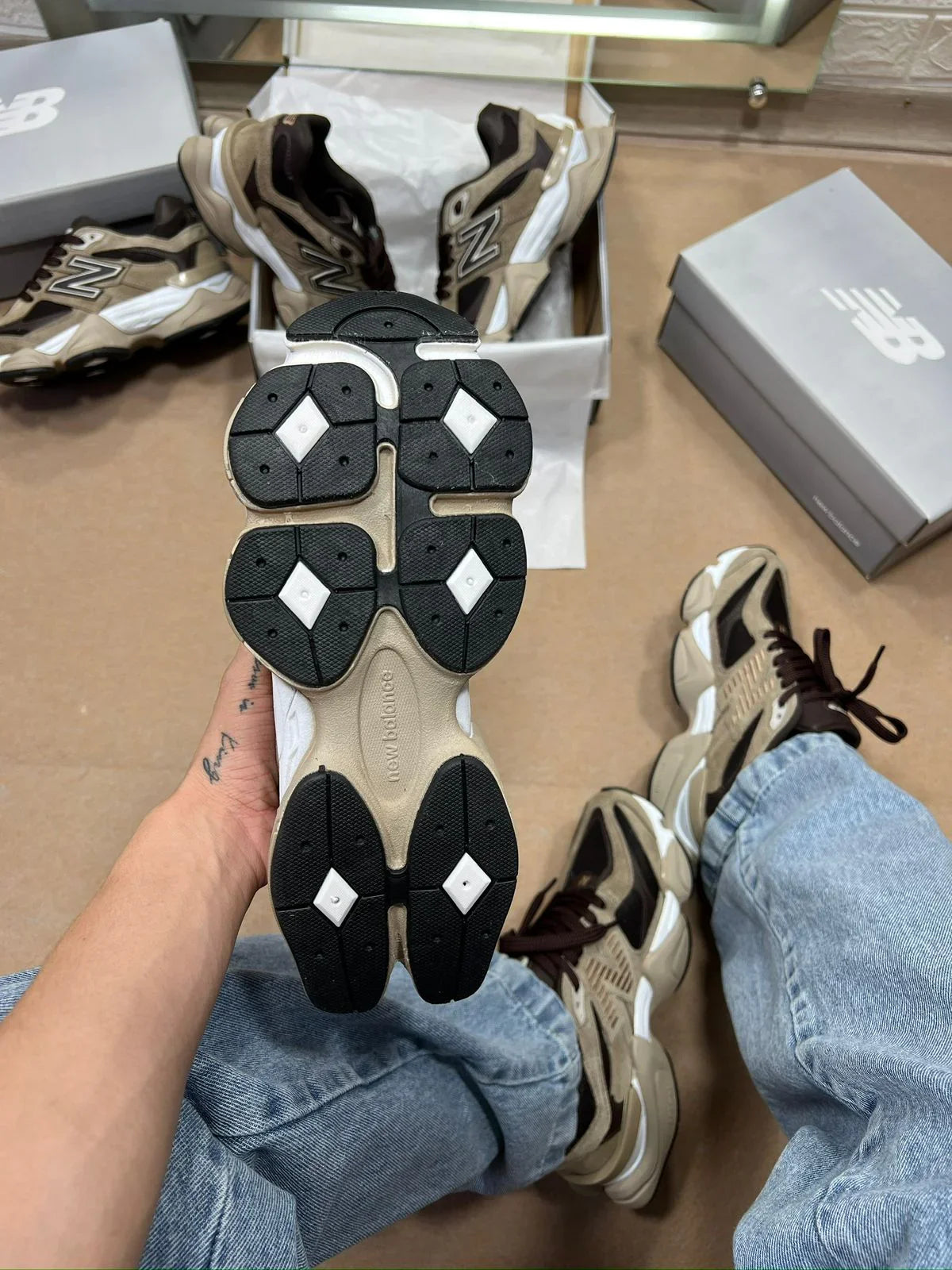 New Balance 9060 Premium Marrom