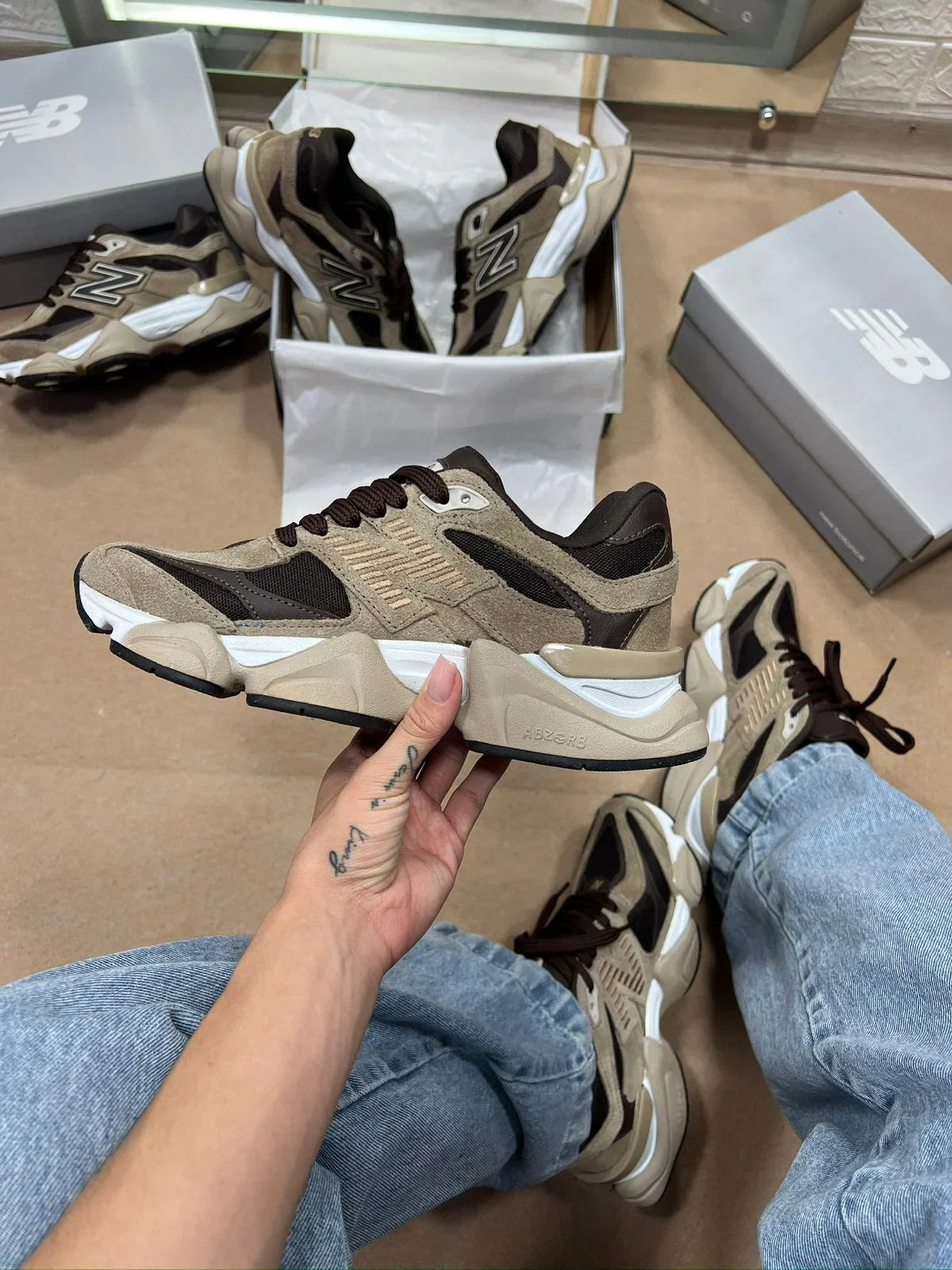 New Balance 9060 Premium Marrom