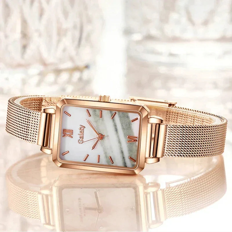Women's Minimalist Watch with Bracelet - Simply Irresistible