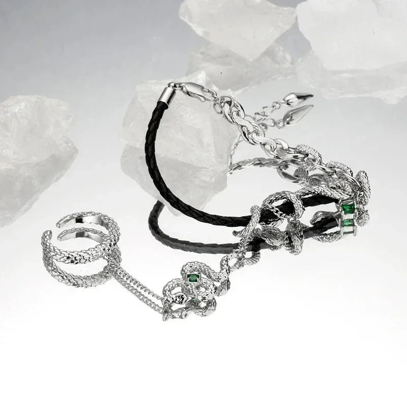 Pulseira de Mão Cobra