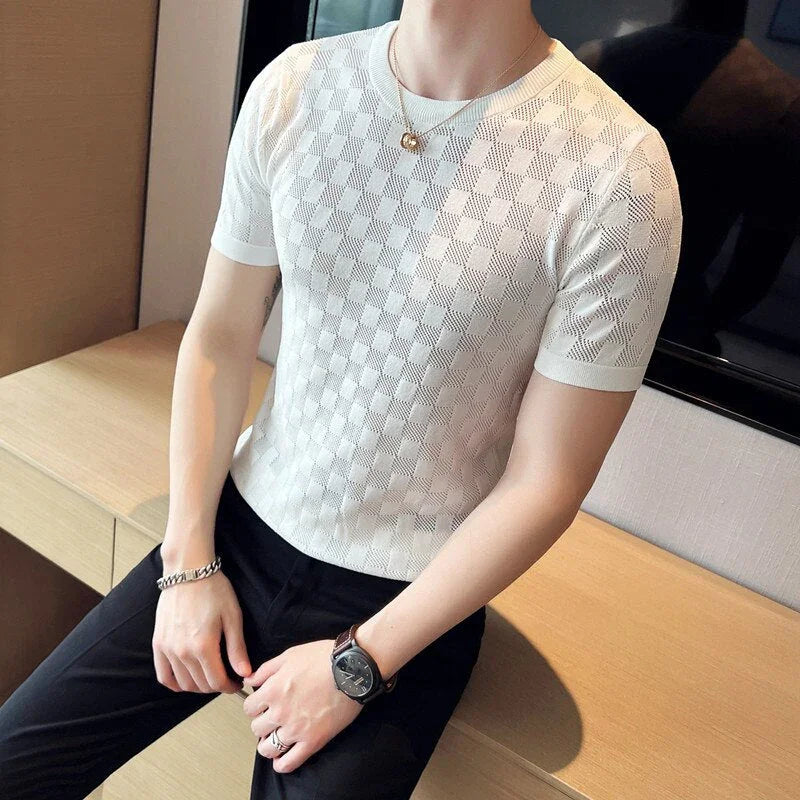 Knitted T-shirt - Deexter - Charm and lightness in one look