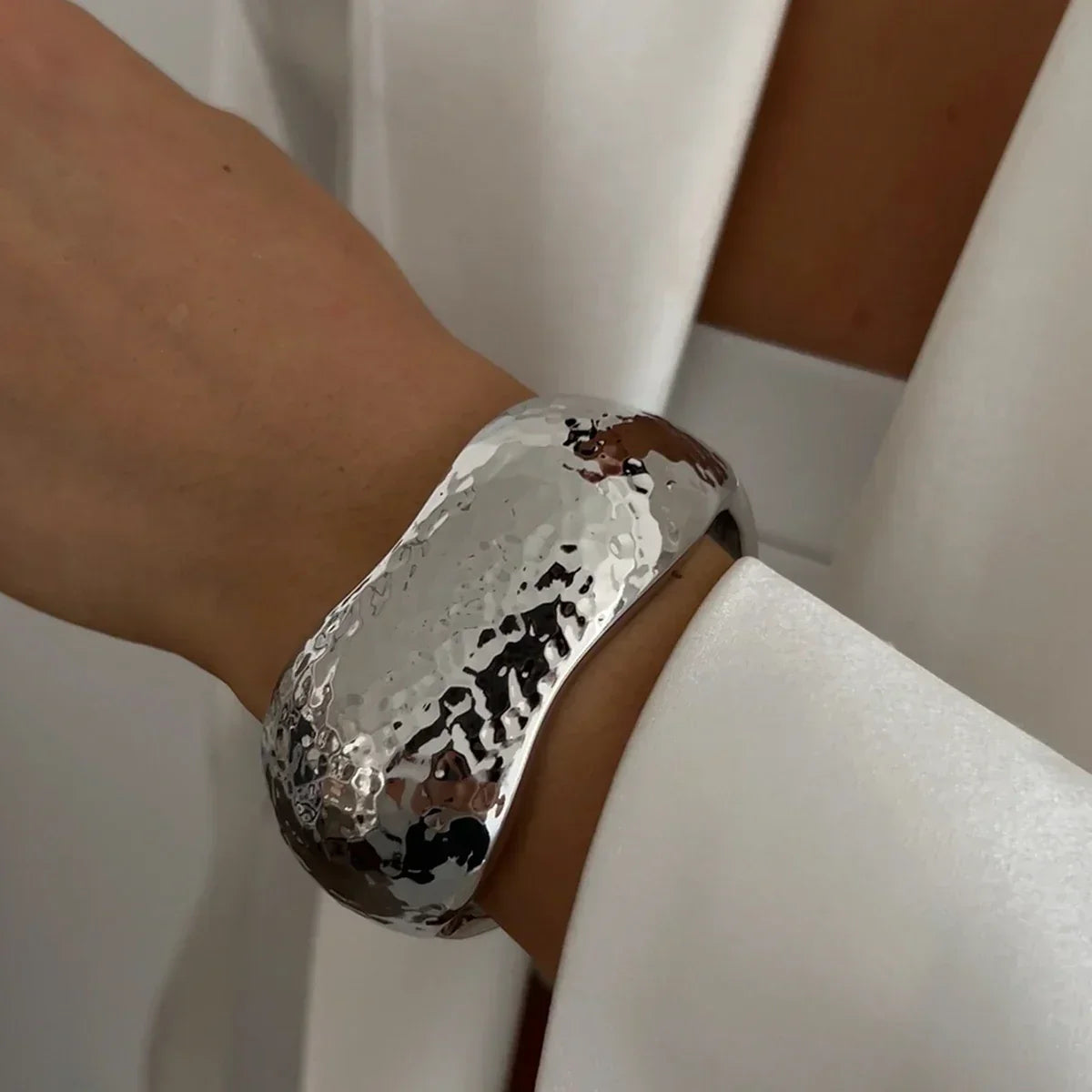 Pulseras de metal