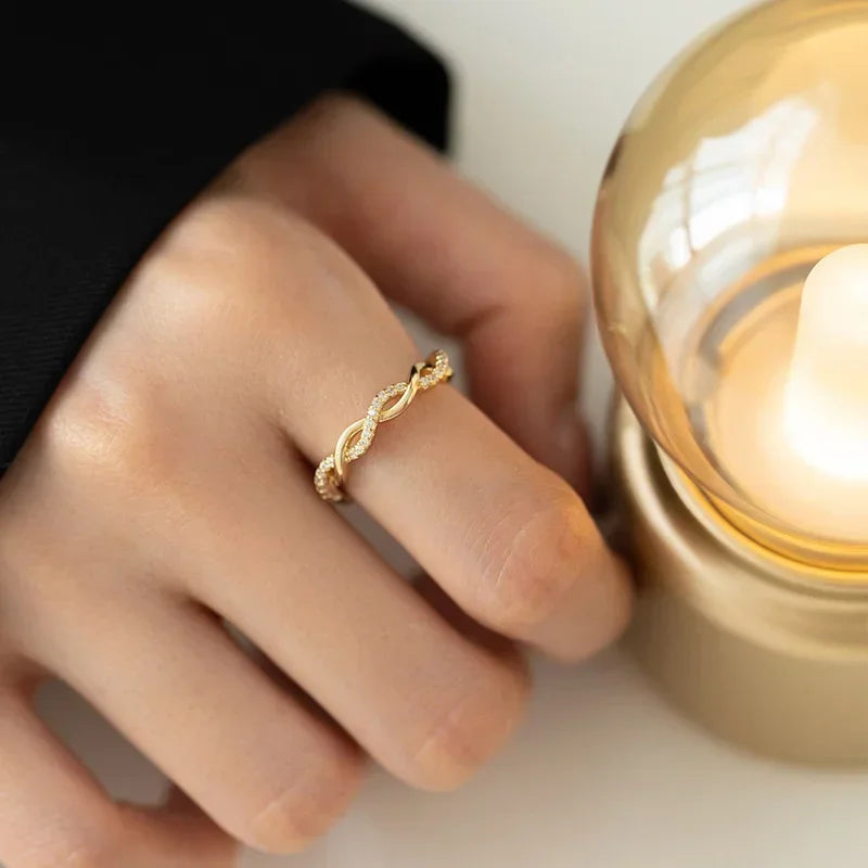 Anel Luxury Ouro cravejado com Zircônia – Visual encantador para brilhar - Sundian