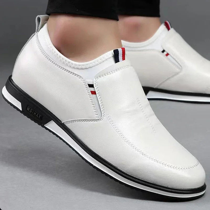 Zapatos de hombre elegantes: un look encantador para brillar