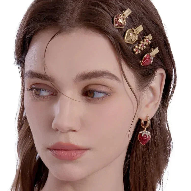 LUV Strawberry Kit with 4 Hair Clips
