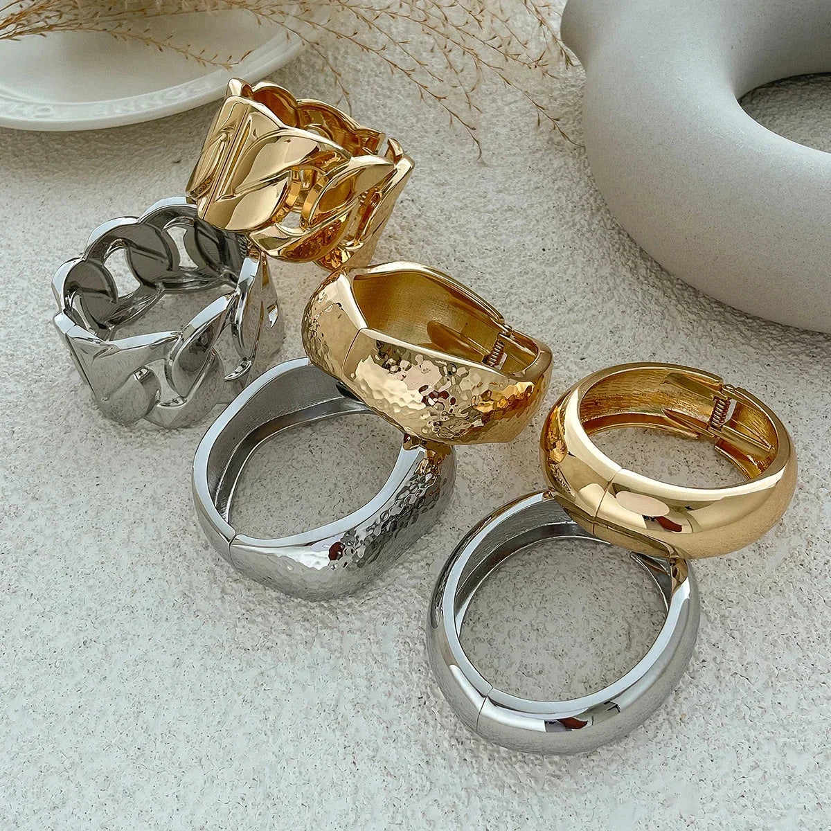 Pulseras de metal