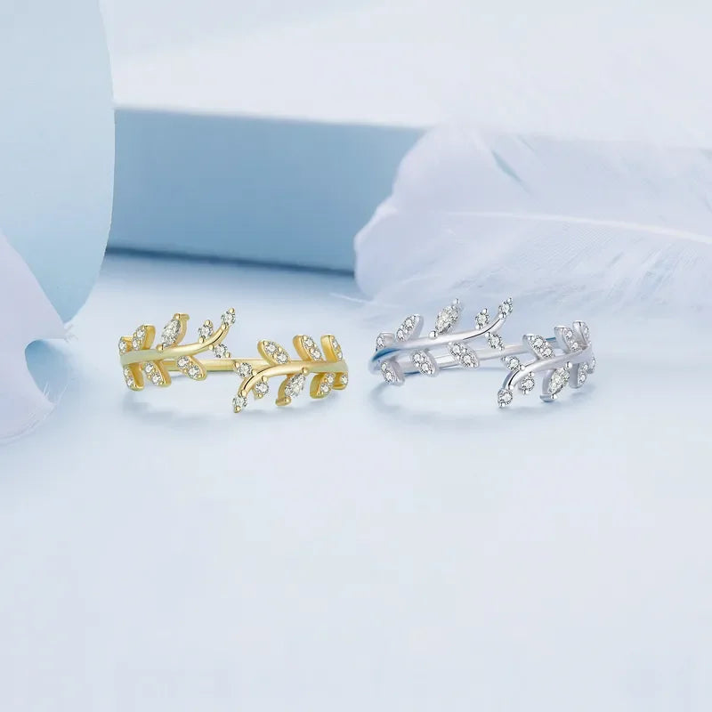 Anel Grécia Ajustável Cravejado com Zircônia – Versátil, leve e muito estiloso - Sundian