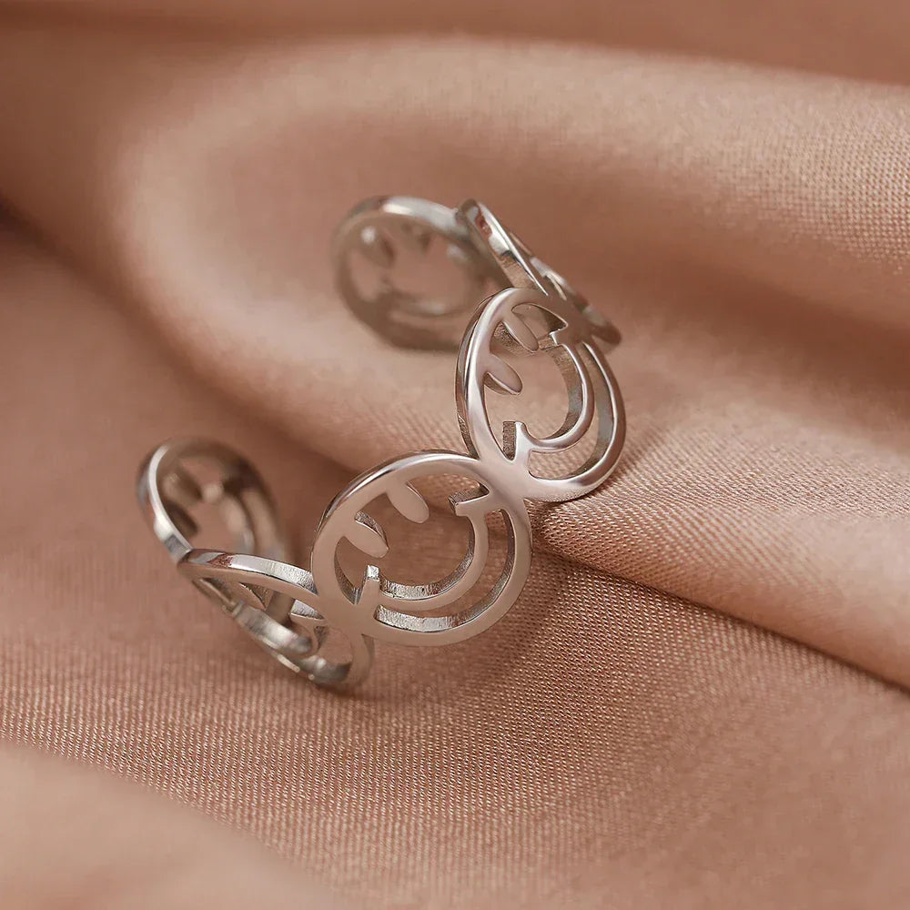 Anel Ajustável Flores Delicadas – Design moderno com toque clássico - Sundian