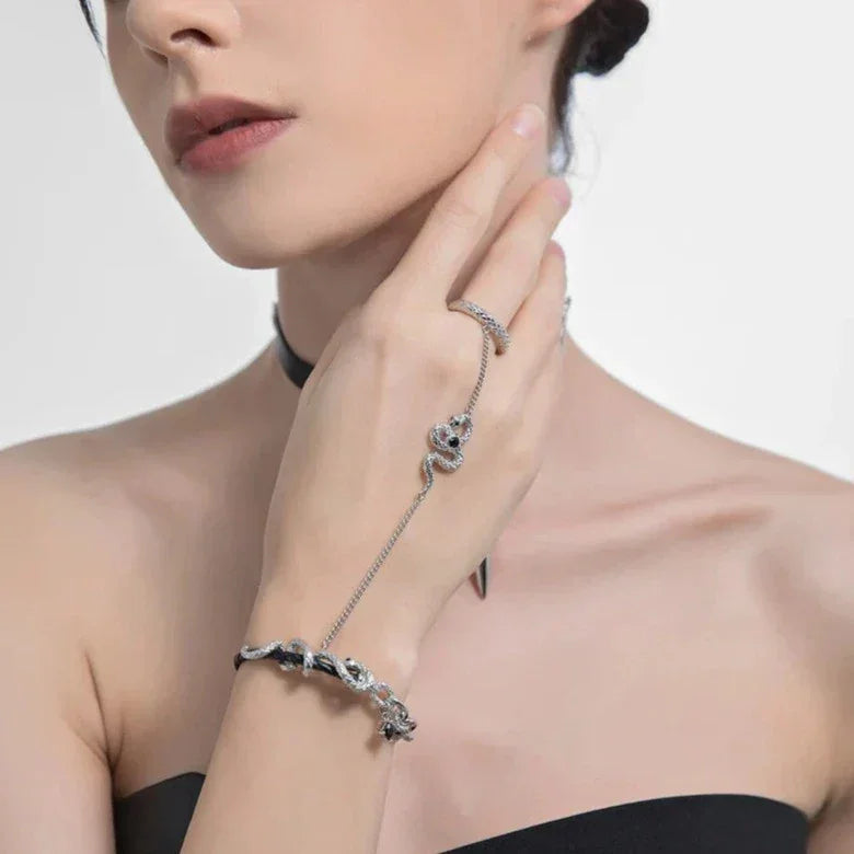 Pulseira de Mão Cobra