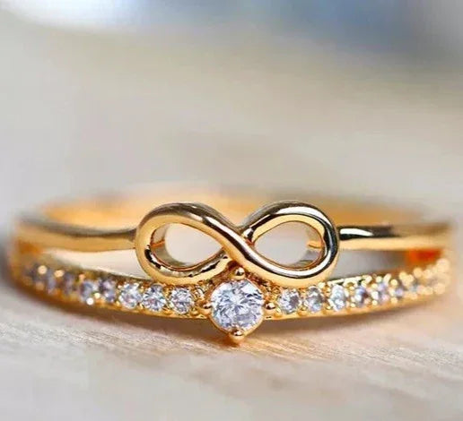 Anel Infinito Cravejado com Zircônia – Simplesmente irresistível - Sundian