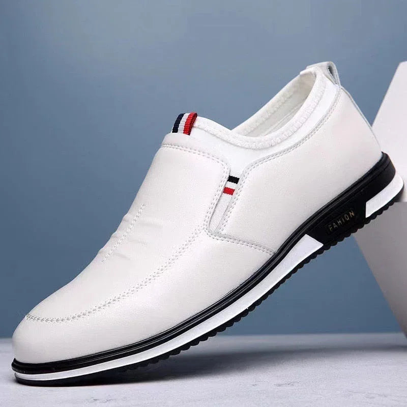 Zapatos de hombre elegantes: un look encantador para brillar