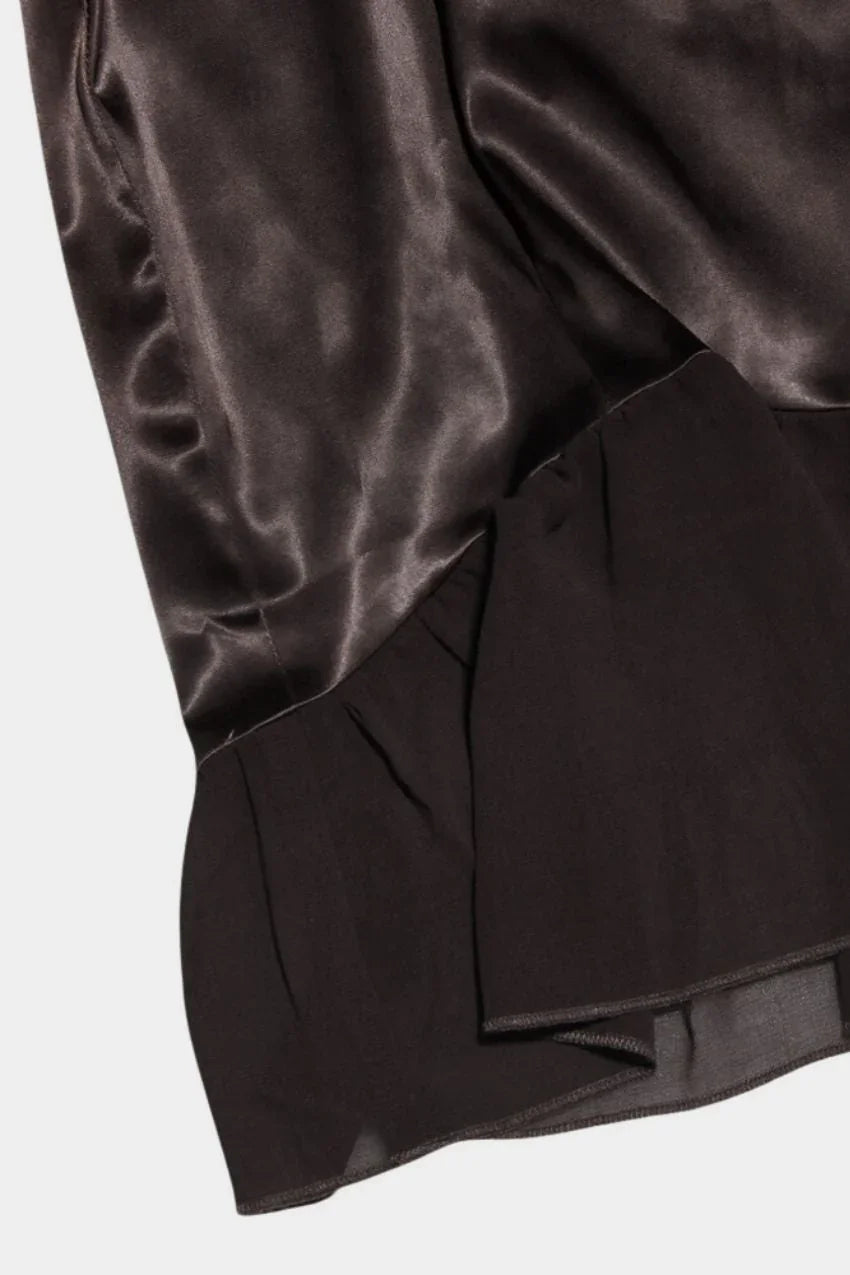 Vestido Chocolate Elena – Sofisticação com caimento perfeito